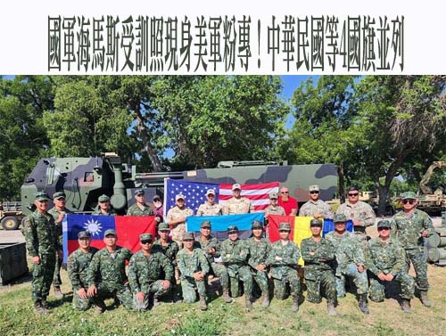 中國遼寧號與山東號第一次雙航母編隊軍演